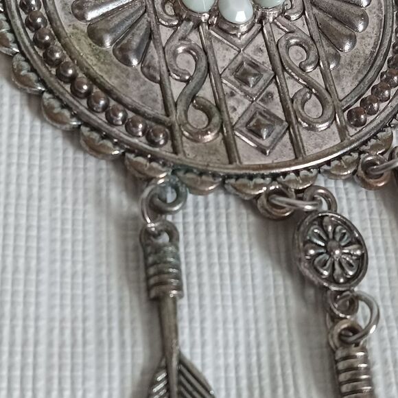 Etcetera ect! Silver Tone Dreamcatcher Feather Charms Pendant Statement Necklace - Picture 4 of 12